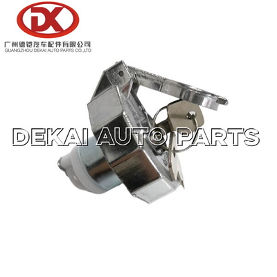 Behälter-Kappe 8970956862 8979948211 NHKR ISUZU Truck Parts Metal Fuel